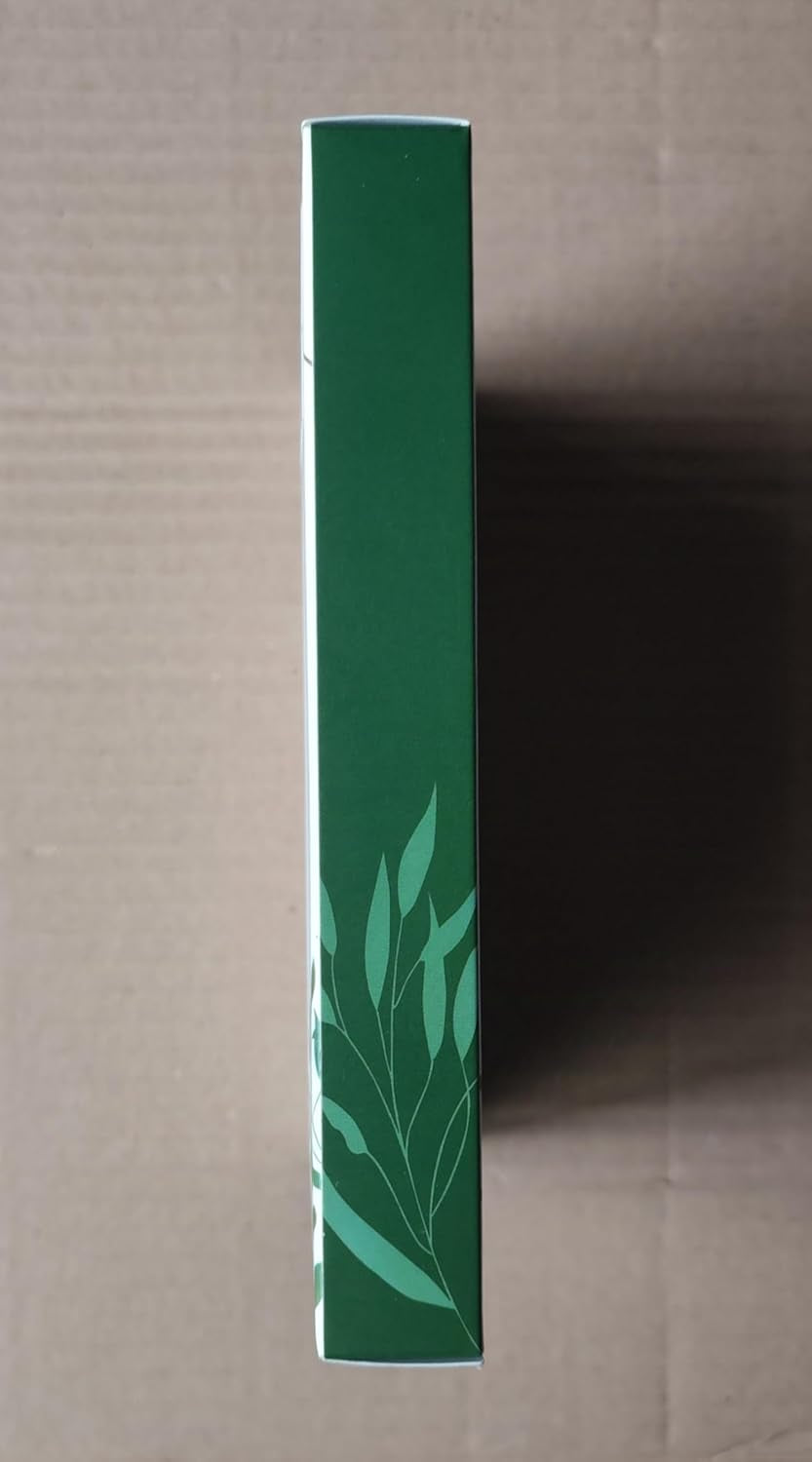 Gua Sha Jade Roller Set for Facial Rejuvenation and Skin Tightening, Includes Jade Stone Face Roller and Massager for Eye Puffiness Treatment (Green)